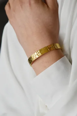 BEYOUA1090-2