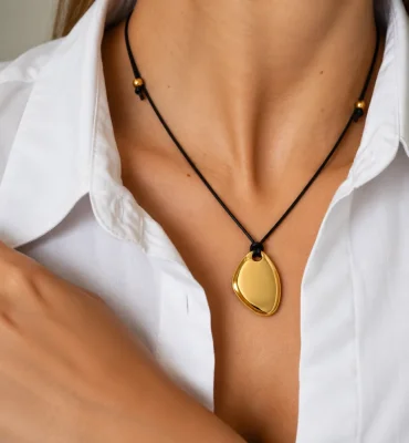 Náhrdelník Gold se stahovací šňůrkou
